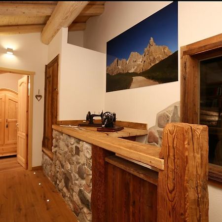 Beb La Stube Dei Partel Bed & Breakfast Ziano Di Fiemme Exterior photo