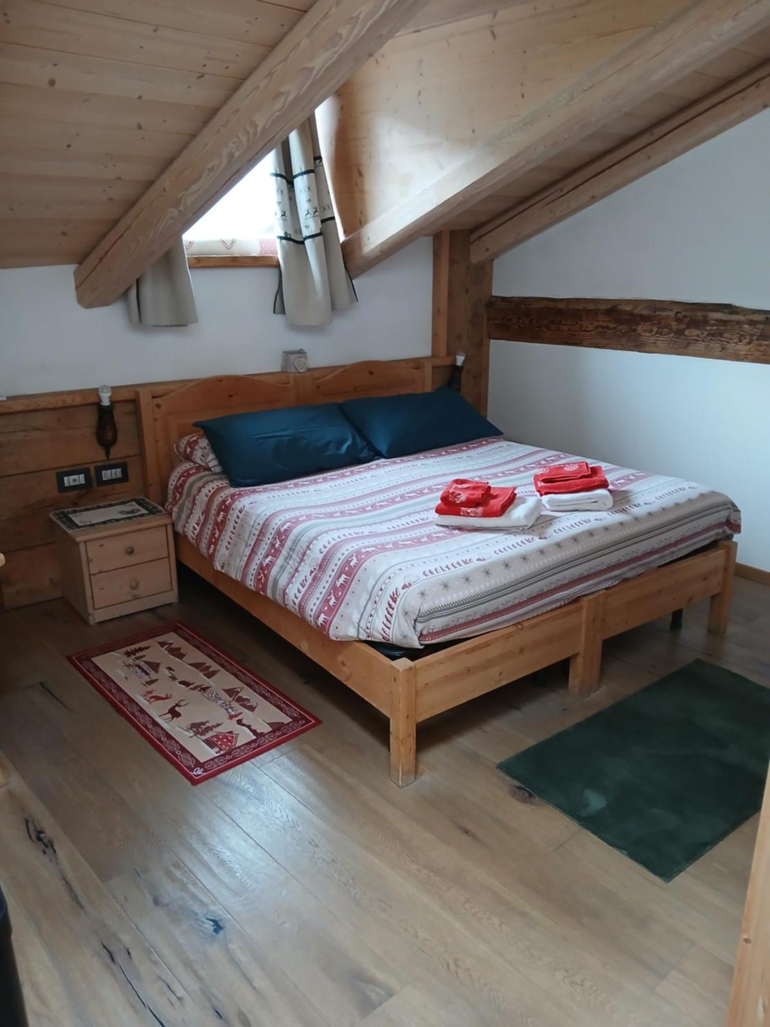 Beb La Stube Dei Partel Bed & Breakfast Ziano Di Fiemme Exterior photo