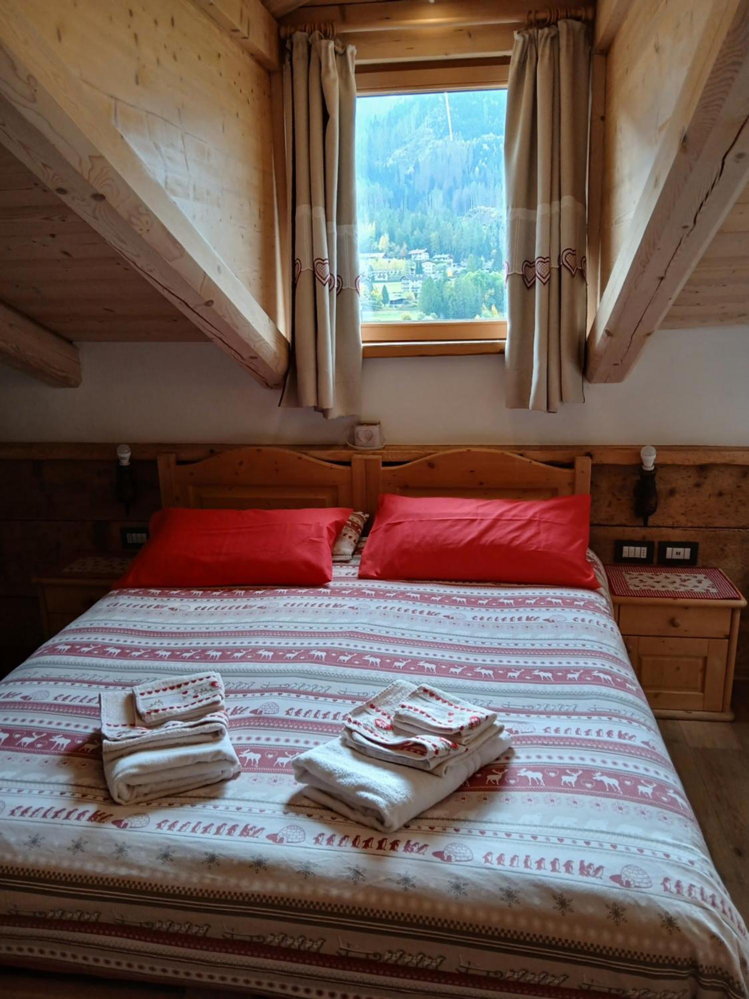 Beb La Stube Dei Partel Bed & Breakfast Ziano Di Fiemme Room photo